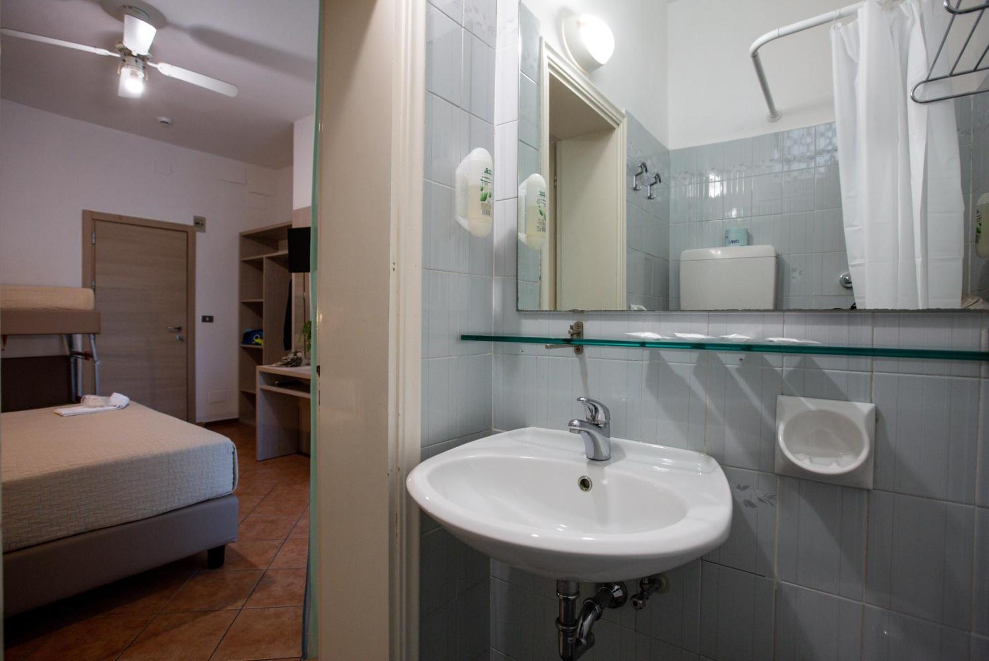 Cimarosa Hotel 2*